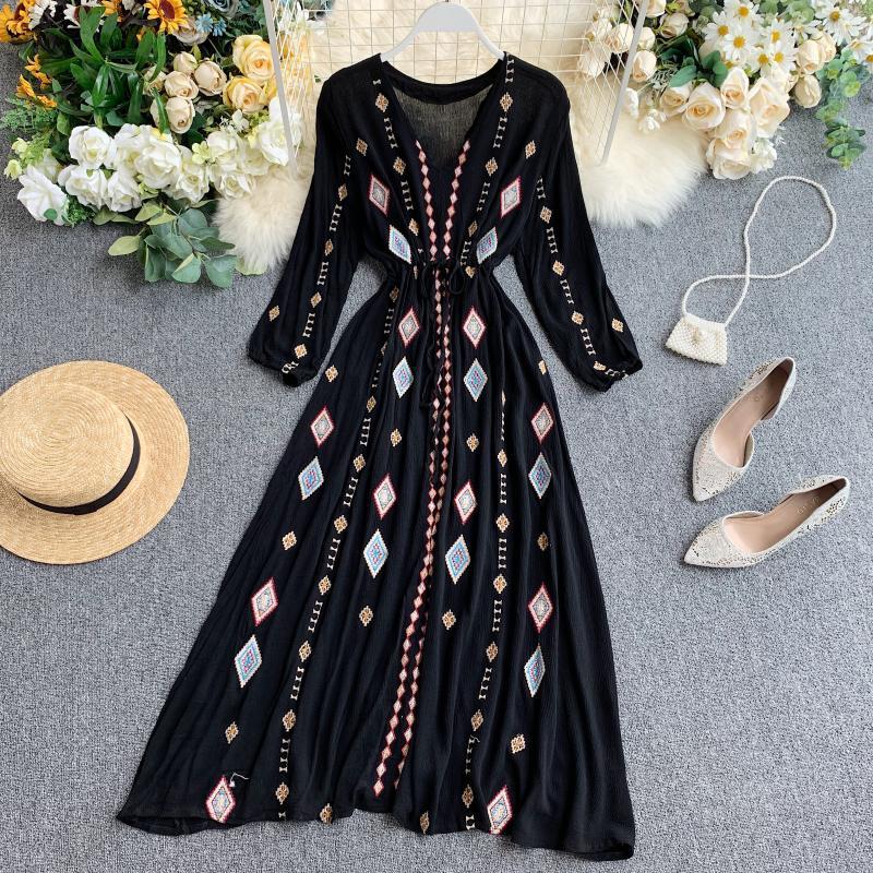 Dress Women's Heavy Industry Embroidery Long Sleeve Lace-up Waist Long Skirt